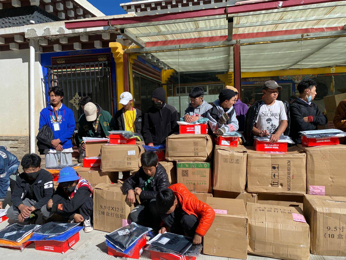 米兰app官方版web站-米兰(中国)公益回顾丨家国同欢月同圆 温暖满载甘孜州(图7)