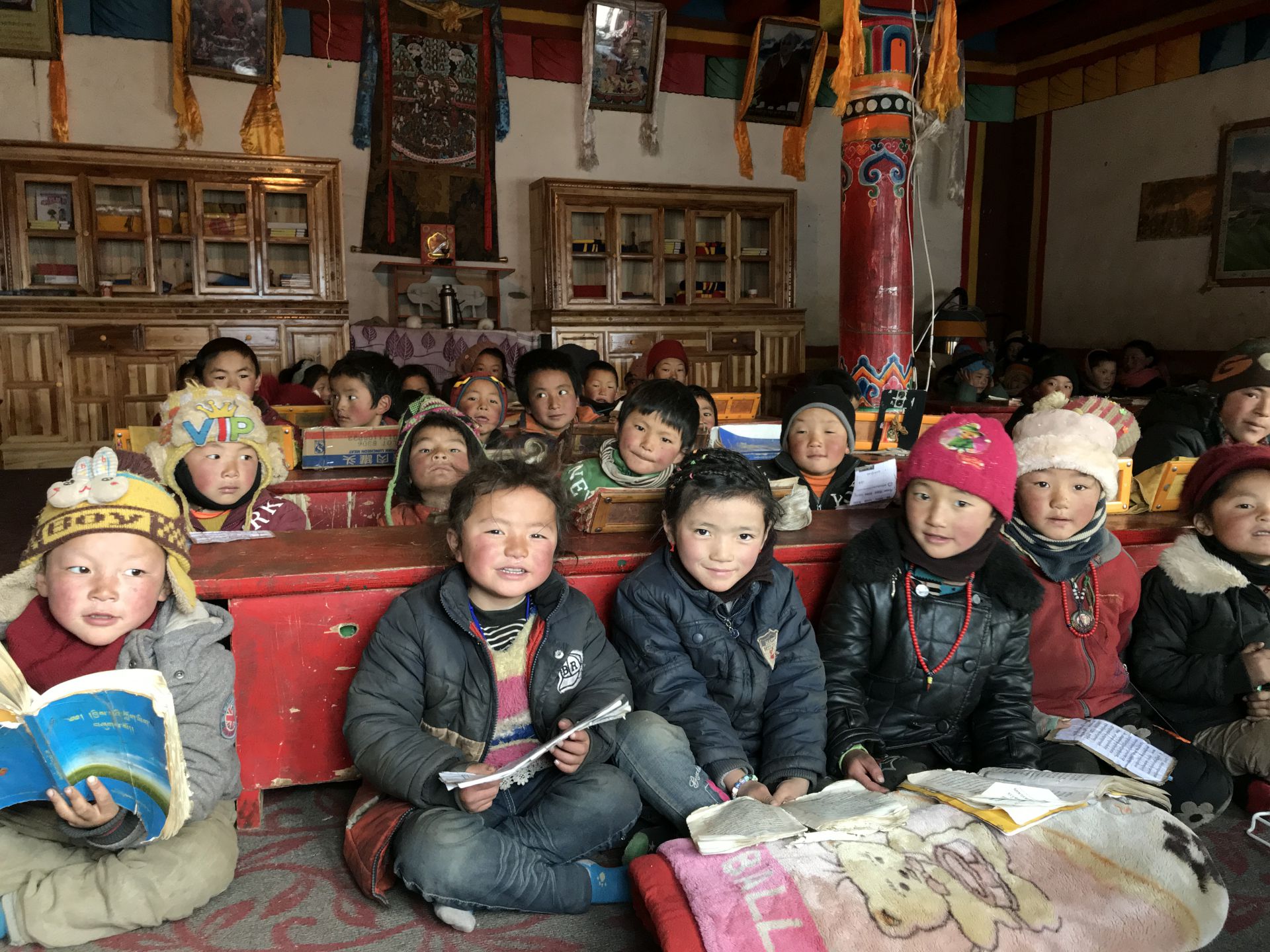 米兰app官方版web站-米兰(中国)公益回顾丨家国同欢月同圆 温暖满载甘孜州(图11)